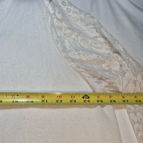 Womens Plus 3X White Lace Sleeve Women's Blouse - Picture 7 of 12